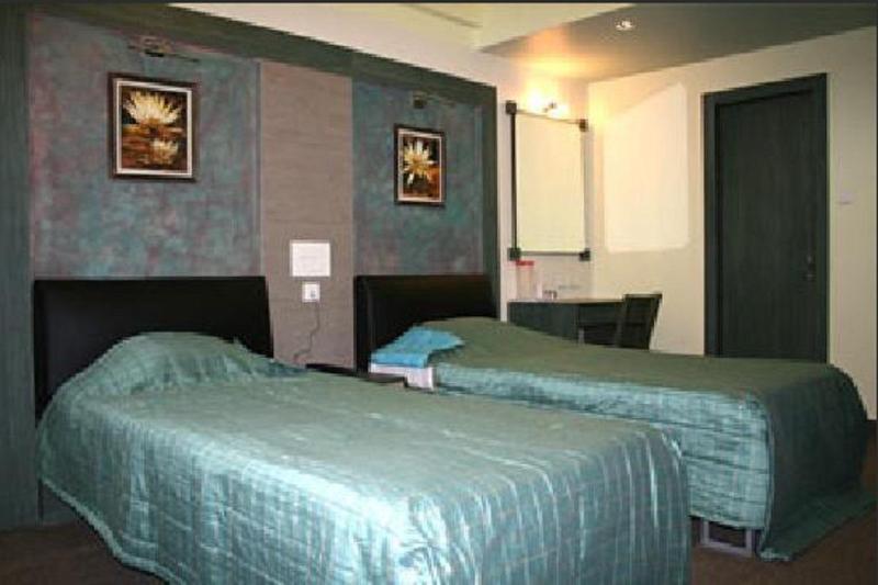 Hotel Majestic Shillong Esterno foto