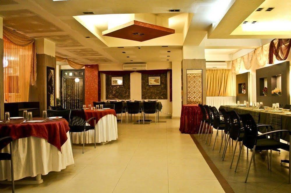 Hotel Majestic Shillong Esterno foto