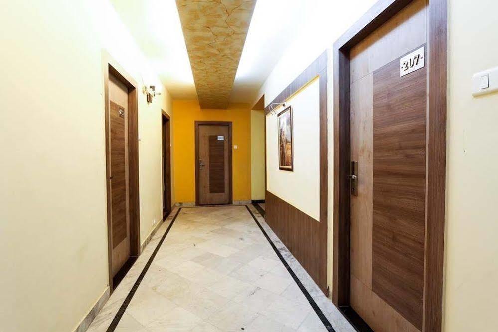 Hotel Majestic Shillong Esterno foto