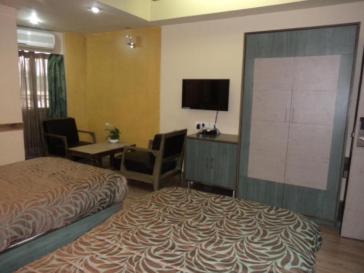 Hotel Majestic Shillong Esterno foto