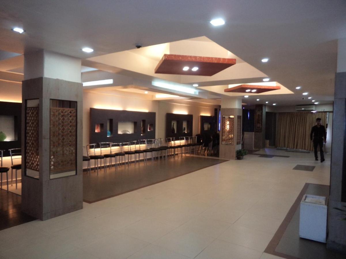 Hotel Majestic Shillong Esterno foto