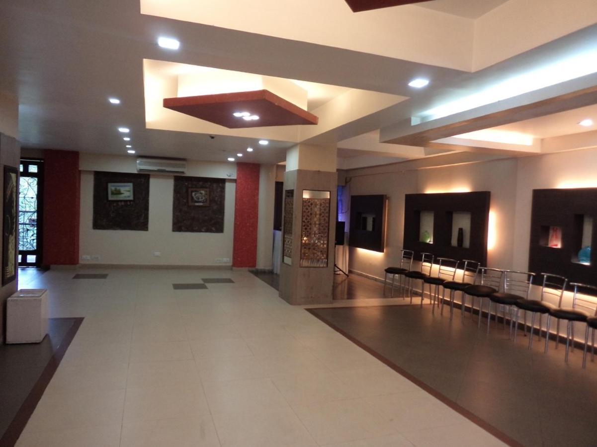 Hotel Majestic Shillong Esterno foto